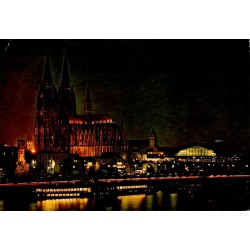 CPSM Cologne Köln am Rhein cathédrale Dom illuminée de nuit Rhin Allemagne