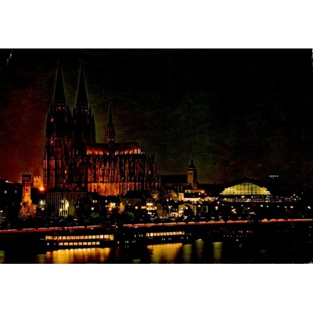 CPSM Cologne Köln am Rhein cathédrale Dom illuminée de nuit Rhin Allemagne