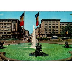 CPSM Mannheim Allemagne Blick auf die Planken fontaine centre-ville années 1960