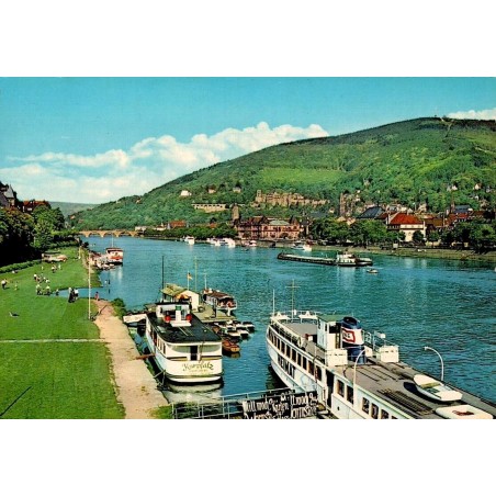 CPSM Heidelberg Allemagne Neckar château Alte Brücke bateaux années 1960