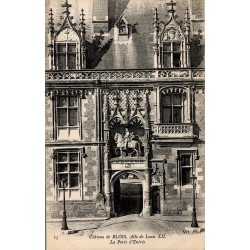 13 - Château de blois, Aile de Louis XII - La Porte d'entrée