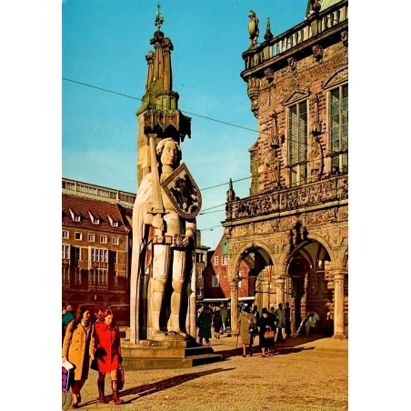 Bremen statue de Roland devant l'Hôtel de Ville sur la place du Marché