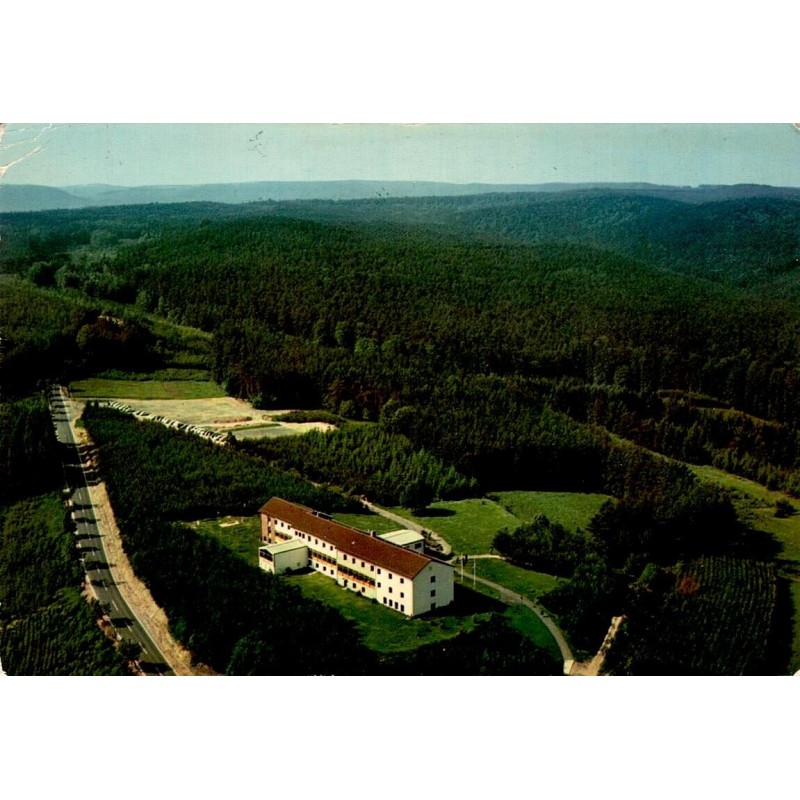 Hochspeyer auberge de jeunesse Naturpark vue aérienne dans la forêt du Palatinat en 1977