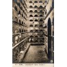 Rome Colombario Vigna Codini I intérieur du colombarium antique et niches funéraires romaines