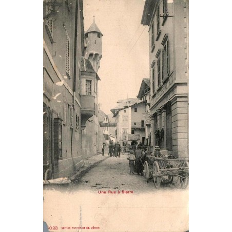 Sierre rue animée avec habitants et attelages vers 1900 carte postale ancienne Photoglob