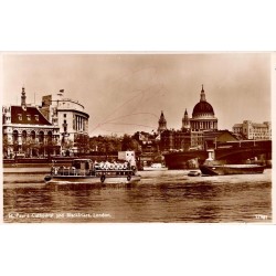 CPSM Londres cathédrale Saint-Paul Blackfriars et bateaux sur la Tamise