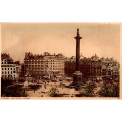 CPSM Londres Trafalgar Square colonne Nelson et circulation en 1932