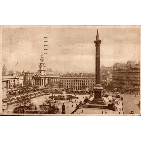 CPSM Londres Trafalgar Square colonne Nelson et St Martin-in-the-Fields en 1930