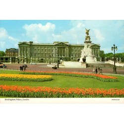 CPSM Londres Buckingham Palace Victoria Memorial et jardins fleuris