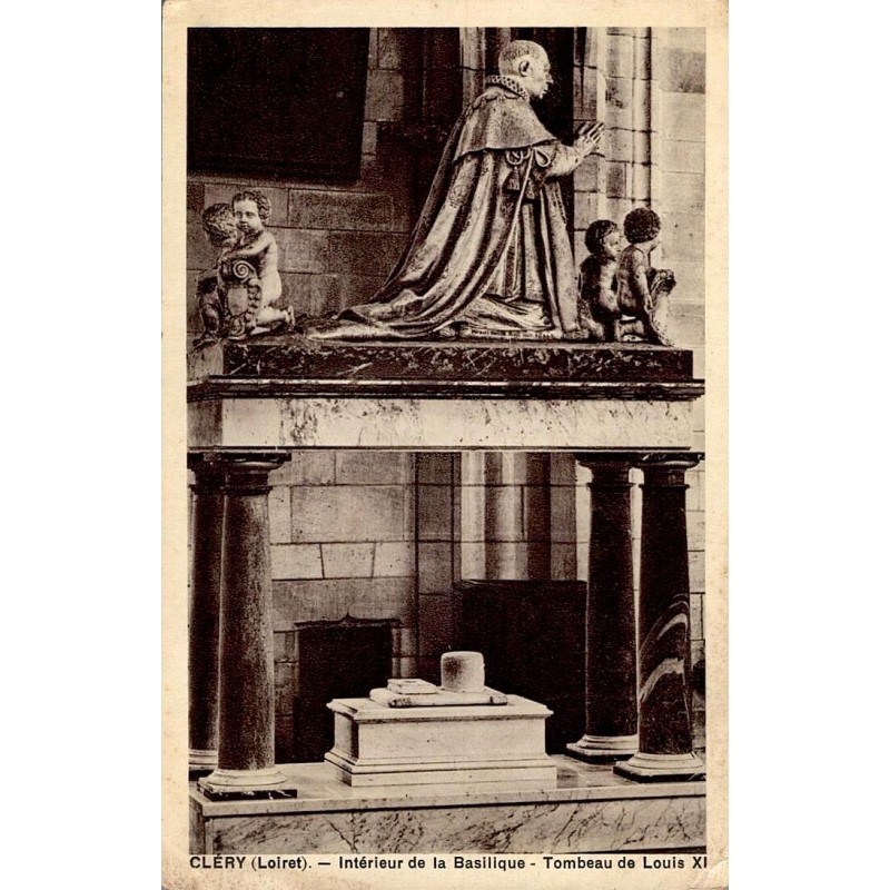 Carte postale ancienne de l’intérieur de la basilique de Cléry-en-Vexin et du tombeau de Louis XI
