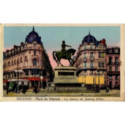 Carte postale ancienne de la statue de Jeanne d’Arc sur la Place du Martroi à Orléans