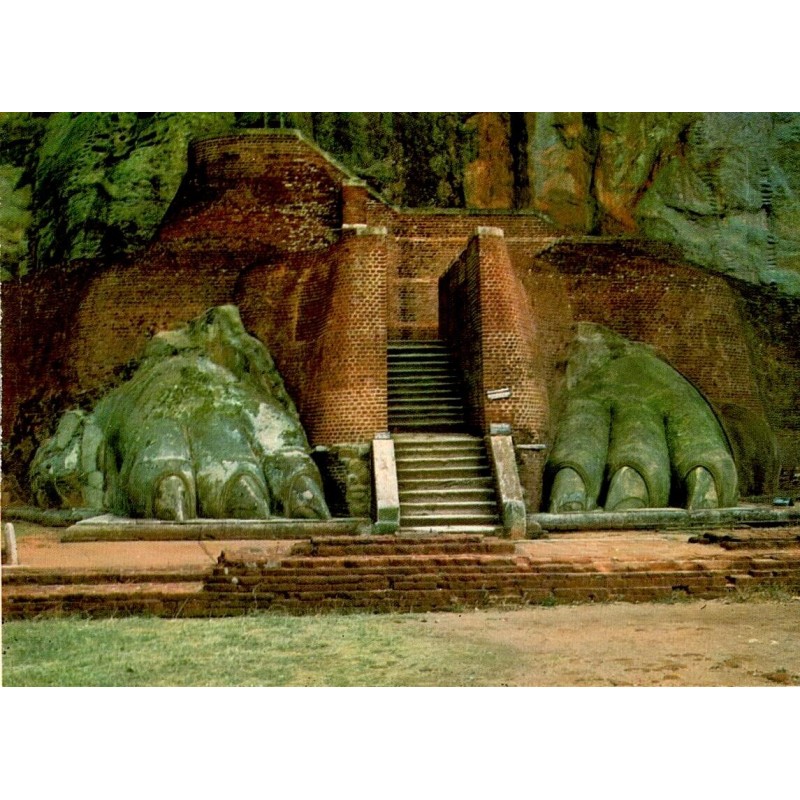 Escalier des pattes du Lion de la forteresse de Sigiriya au Sri Lanka, carte postale CPM