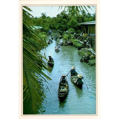 Marché flottant de Damnoen Saduak en Thaïlande avec vendeurs en barques, carte postale CPM