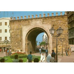 Tunis Porte de France entrée de la Médina avec passants en Tunisie carte postale CPM