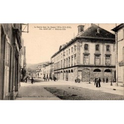 CPA Saint-Dié Hôtel de Ville protégé par des sacs de sable pendant la guerre 1914-1916