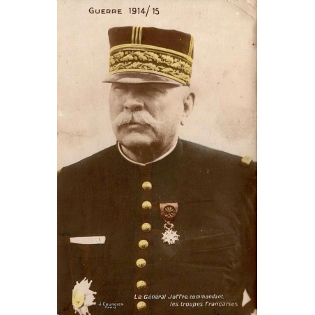 CPA portrait du général Joffre commandant les troupes françaises pendant la guerre 1914-1915
