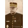 CPA portrait du général Joffre commandant les troupes françaises pendant la guerre 1914-1915