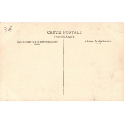CPA Ostende bassins portuaires et trois-mâts