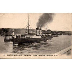 CPA Boulogne-sur-Mer montrant le paquebot Invicta partant pour l’Angleterre en 1917