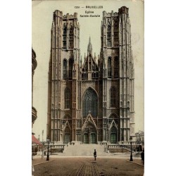 CPA Bruxelles façade gothique de l’église Sainte-Gudule en Belgique