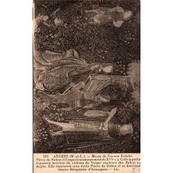 Carte postale ancienne de la Pierre de Rohan et de l’orgue au Musée de l’Ancien Évêché à Angers