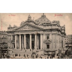 CPA Bruxelles Bourse animée avec foule et voitures hippomobiles