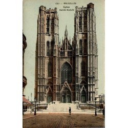 CPA Bruxelles église Sainte-Gudule et façade gothique aux deux tours