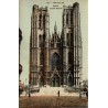 CPA Bruxelles église Sainte-Gudule et façade gothique aux deux tours