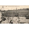 CPA Liège place Saint-Lambert animée avec Palais de Justice et tramways