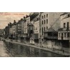 CPA Namur montrant les vieilles maisons et les quais de la Sambre en Belgique