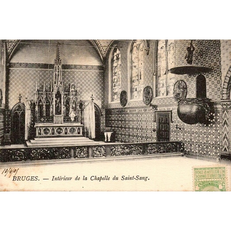 CPA Bruges montrant l’intérieur de la chapelle du Saint-Sang et son maître-autel