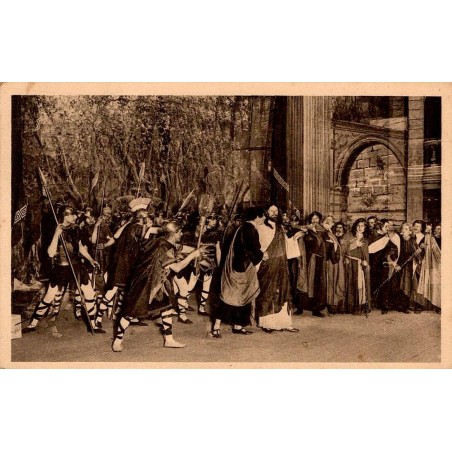CPA Nancy montrant La Passion et la scène théâtrale de la Trahison de Judas vers 1905