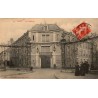CPA Nancy Préfecture et grilles monumentales, vue animée avec timbre rouge de 1910