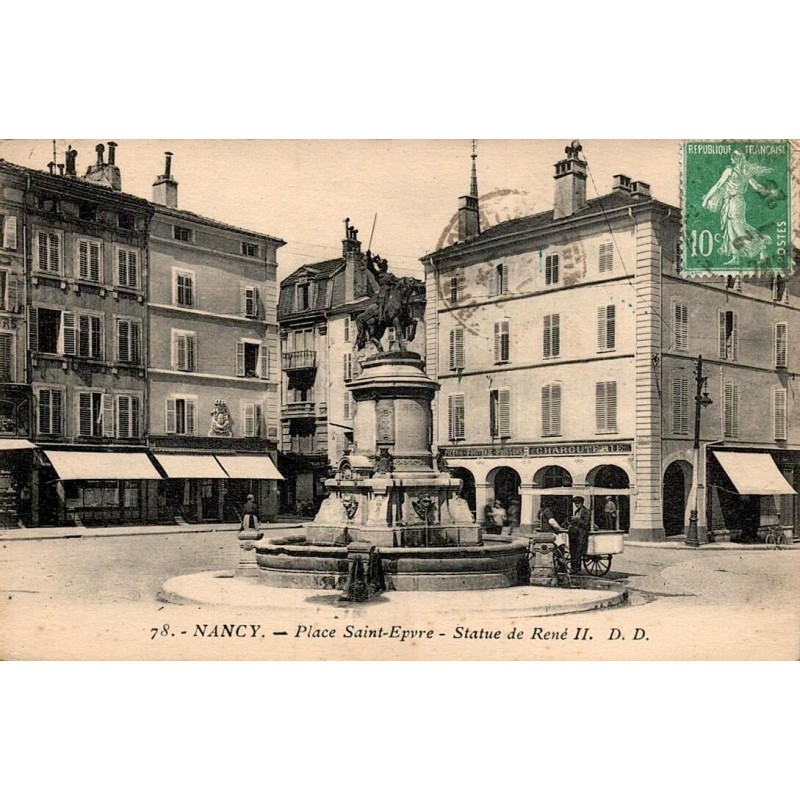 CPA Nancy place Saint-Épvre statue équestre de René II et fontaine avec timbre Semeuse