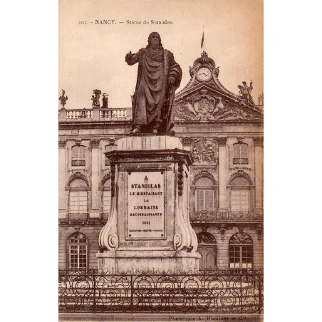 CPA Nancy statue de Stanislas devant l’Hôtel de Ville place Stanislas