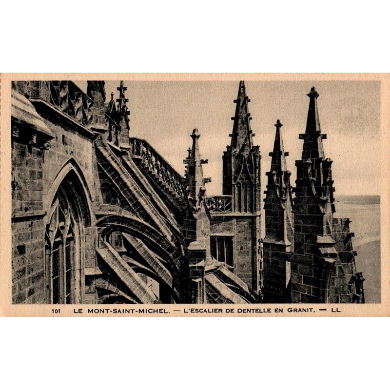 101 - LE MONT SAINS MICHEL - L'Escalier de Dentelle en Granit -- LL