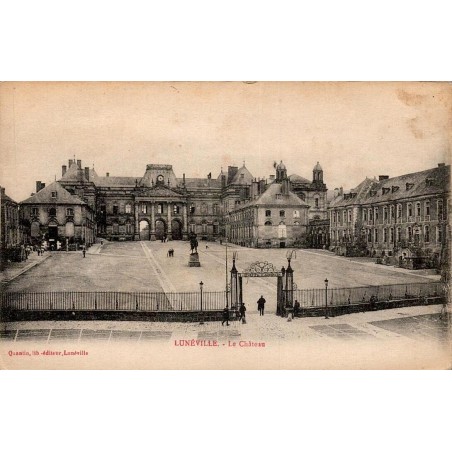 CPA Lunéville château et place d’honneur, vue ancienne avec grille d’entrée