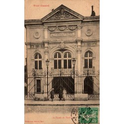CPA Toul façade du théâtre, architecture classique et grille ancienne en Meurthe-et-Moselle