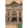 CPA Toul façade du théâtre, architecture classique et grille ancienne en Meurthe-et-Moselle