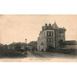 CPA Toul entrée du faubourg Saint-Èvre avec immeuble à tourelle en Meurthe-et-Moselle