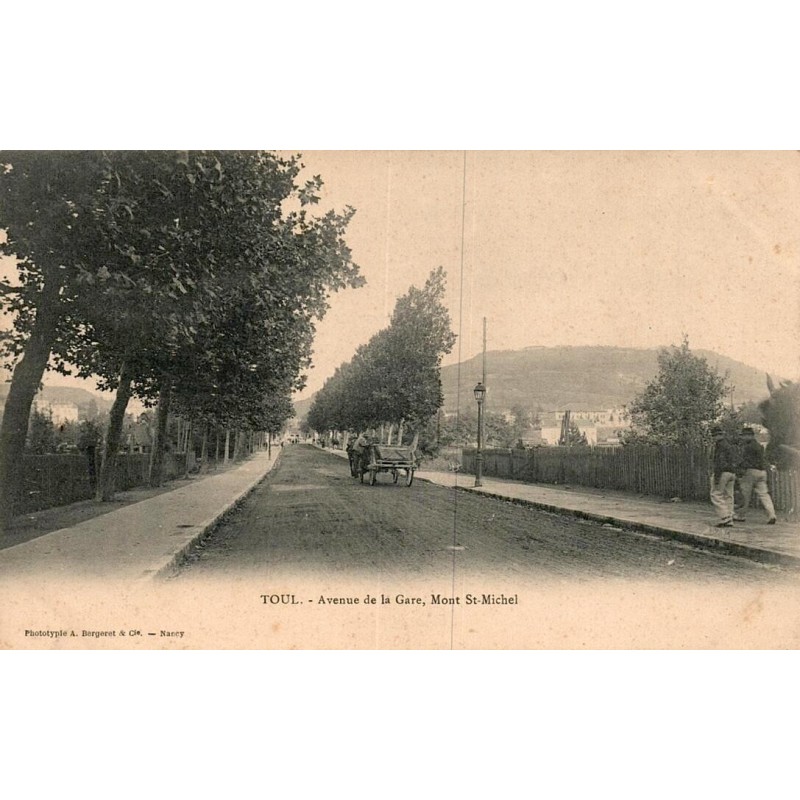 CPA Toul avenue de la Gare avec attelage et Mont Saint-Michel en Meurthe-et-Moselle