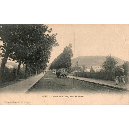 CPA Toul avenue de la Gare avec attelage et Mont Saint-Michel en Meurthe-et-Moselle