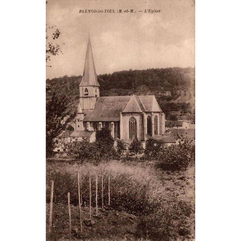CPA Blénod-lès-Toul église et mont Sorvigne en Meurthe-et-Moselle
