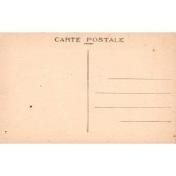CPA Blénod-lès-Toul cour du château