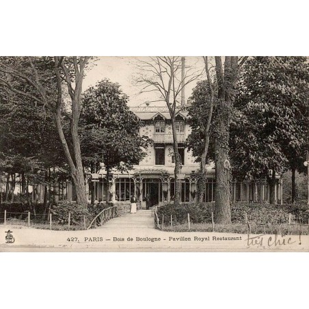 CPA Paris bois de Boulogne Pavillon Royal Restaurant dans un cadre arboré