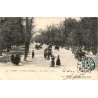 CPA Paris bois de Boulogne les Acacias avec attelages et promeneurs en 1904