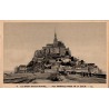 Carte postale ancienne du Mont-Saint-Michel vue générale prise de la digue
