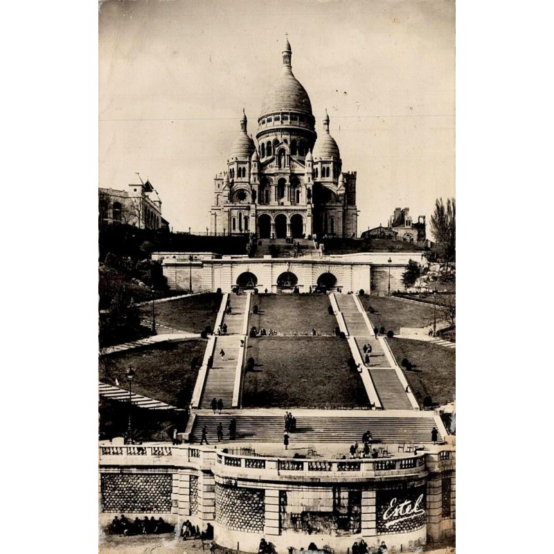 CPSM Paris Sacré-Cœur de Montmartre vue des escaliers en 1940