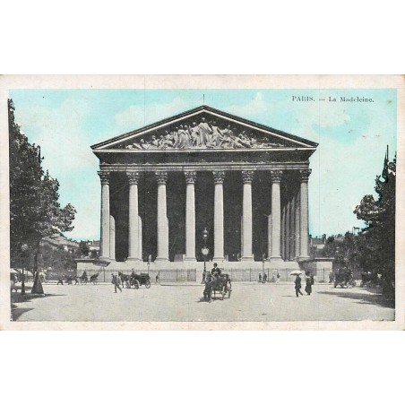 CPA Paris église de la Madeleine avec attelages vers 1905