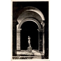 CPSM Paris Louvre Vénus de Milo la nuit